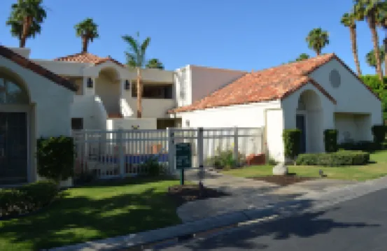 Desert Breezes Resort Hotels in Palm Desert