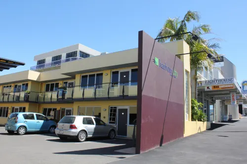 Harbour City Motor Inn & Conference - Motels