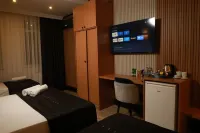 Rays Hotel Hotels in Bakirkoy