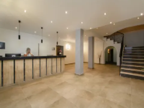 Ipsos di Mare Hotels in Feakes