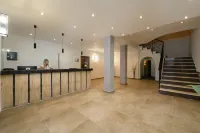 Ipsos di Mare Hotels in Feakes