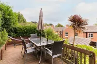 Host & Stay - Clearmount Cottage - balcony