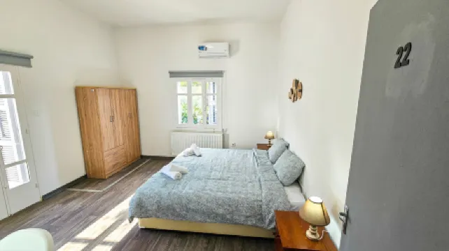 The Lemon Tree Hostel