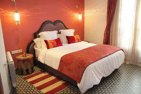 Dar Souran Отели рядом с достопримечательностью «CTM»