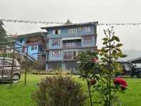 KHI Gha Thang Retreat Отели в г. 