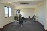 Luwa Evergreen Hotel - Gym