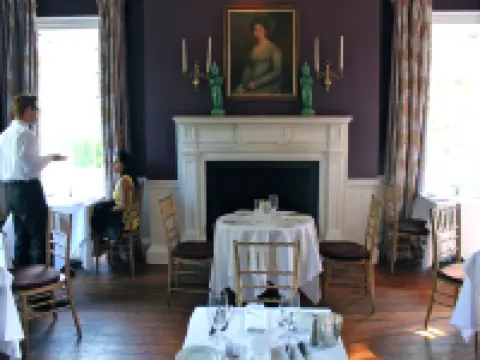 Planters Inn on Reynolds Square Hotels in Savannah