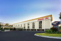 Hampton Inn Gainesville Hotels in Gainesville