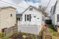 The Covington Cottage Modern 2 Bdr Charmer