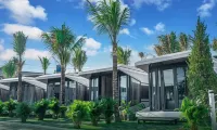 Olee SeaView Resort