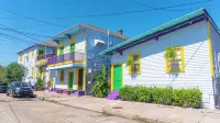 Historic Mardi Gras Inn - Inns