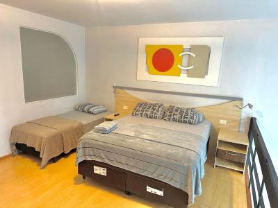 Saint Sebastian 506 Duplex No Centro