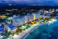 Oceanfront Paradise - Wheelchair Accessible, Gym, Pool, Wifi