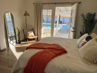 Luxury Desert Escape - Pool, Spa & Panoramic Views - 5 Min to J.T. Park Entrance Hotels near Desert Institute at Joshua Tree National Park