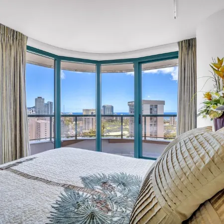 Stunning High-Floor Unit with Spectacular Ocean, Diamond Head, and Waikiki Views