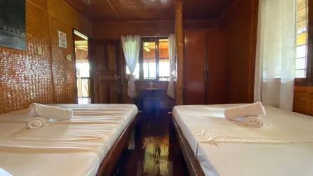 Ced Garden Отели рядом с достопримечательностью «Остров Минилок»