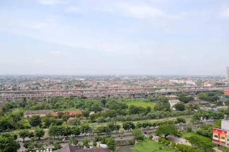 Cozy Studio at Lagoon Bekasi Town Square Apartment