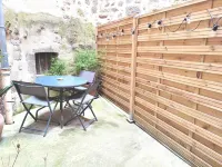 Les insolites de Champeix Hôtels à : Champeix