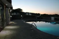 Masai Eco Lodge - Pools