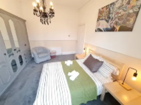 Large 3 Bed Flat, Free Parking Hotel di Wallsend