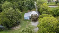 Charming 3-bedroom farmhouse private 15 minutes to downtown Chattanooga
