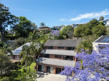 UNIT 2 - VISTA LAGUNA TERRIGAL Отели в г. Терригал