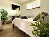Longmont Getaway with Private Entrance Hotels in Longmont