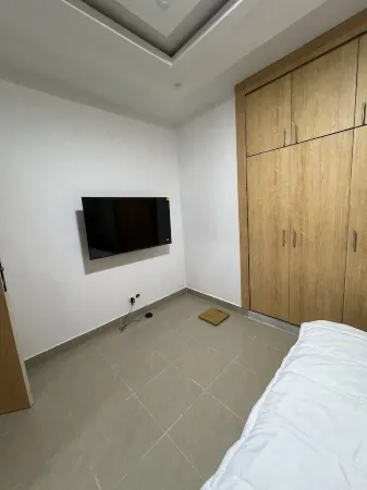 Appartement 2 Pièces Ultra Moderne Отели рядом с достопримечательностью «Католическа катедрала на Абиджан»