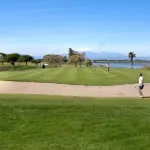 Renovated apartment 50m from the beach, Self-contained entrance, Air-conditioned.