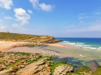 Beachfront Home Casa da Nau