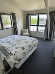 After Dune Delight 3 Bedroom, 2 Bathroom, fully fenced Home Hotels in Waitarere