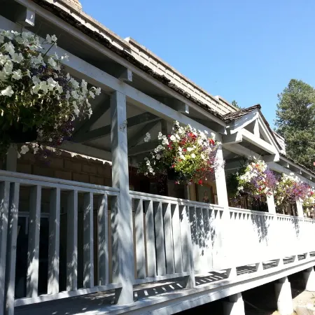 Second Story Hideaway