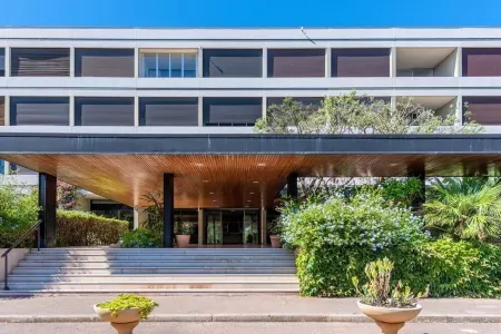 Appartement Athéna Résidence Mer Piscines Tennis Отели в г. Бандоль