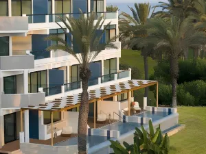 Constantinou Bros Asimina Suites Hotel