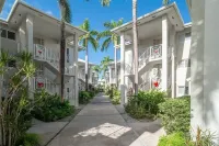 Recent Renovated Apartment in Seven Mile Beach
