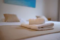 2 Zimmer Apartment - Pool - Eiswürfelkühlschrank - 2 Personen - Coconut