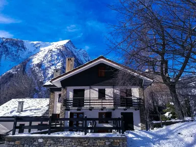 A corner of peace between greenery and mountains