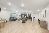 Brand new, 3 Bedroom Suite in Fort Morgan!