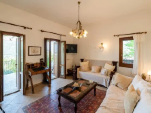 オデッセイ パレス - エスケープ イン ミシカル イサカ イタキ島のホテル