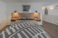 Stunning Loft in the Heart of Palermo Hollywood