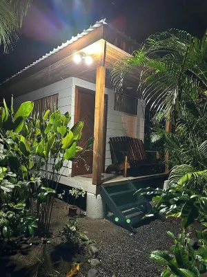 NEW DIRECT BEACHFRONT VILLA, 2 BR, 2bath-stunning sunsets- discounts, book now