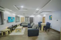 Cozy 2-bedroom apartment in Ikeja with AC, WiFi