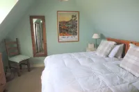 Northern Lights - Sea View Cottage near NC500 Các khách sạn ở Lairg