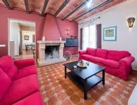 jaccuzi in room, barbecue, activities in natural environment