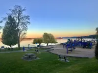 Right off Main Street, near delicious bakeries and more.10 minute walk to beach! Hotels in Ladysmith