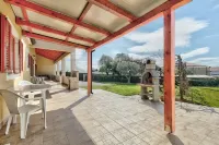 MIMA house with apartments  / Mima APARTMENT2