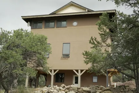 Spanish Creek Home - 7 beds/3 bathrooms - sleeps 7-10 Отели в г. Сагуач Каунти