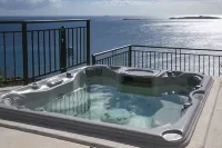 Argonauta:  Spectacular Ocean  Views, Privacy and  Luxury - Minutes from town Hotel a Cruz Bay