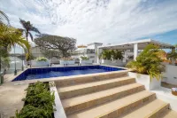 Beautiful 5 Bedroom House w/Pool in Walled City