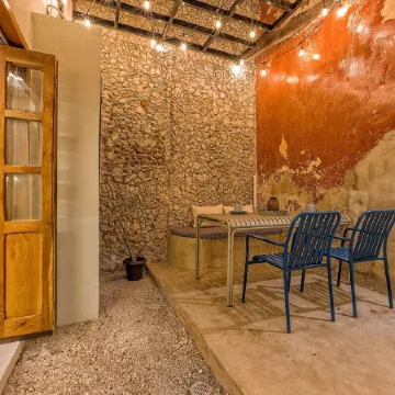 Apartment Basquiat Beautiful Design, 47th Street